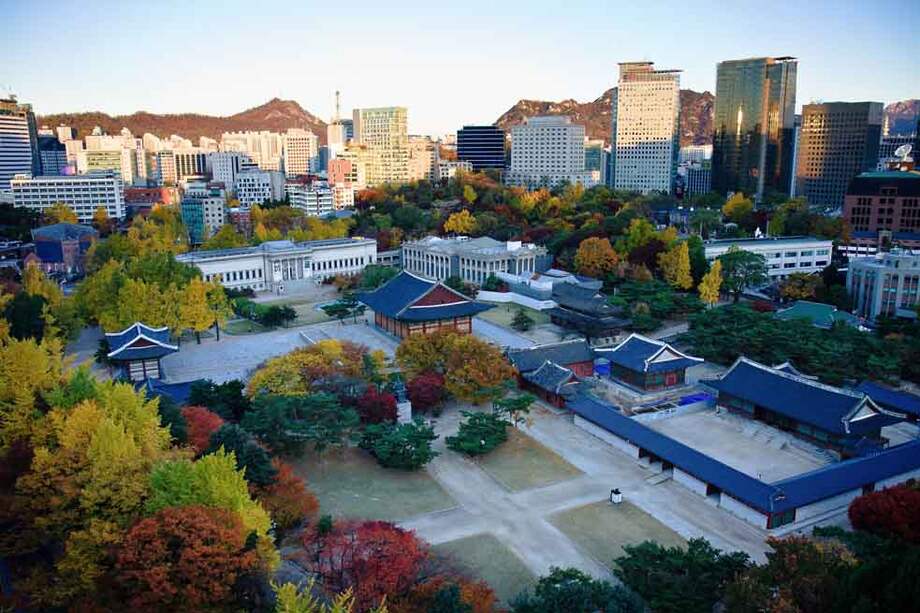 Seúl es una de las ciudades de mayor influencia arquitectónica de Corea del Sur. En ella confluyen rascacielos y templos con más de 500 años. / 123rf