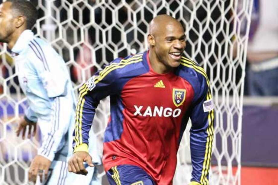 Jámison Olave renueva contrato con los Red Bulls de Nueva York
