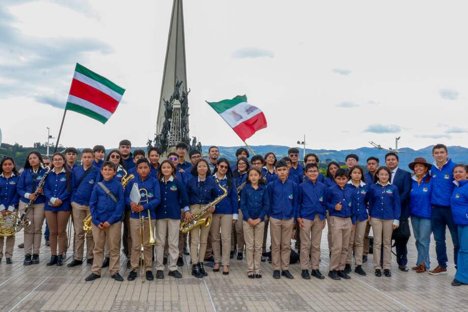 Integrantes de la Banda Sinfónica Juvenil de Tibasosa.