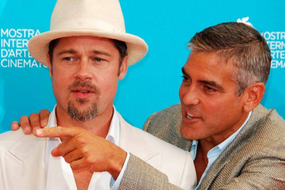 Brad Pitt y George Clooney. / Bang Showbiz