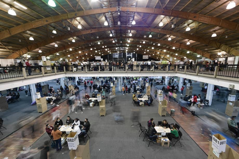 Este punto de votación cuenta con más de 500.000 ciudadanos están habilitados para votar en las mesas de votación que se instalarán para esta jornada democrática, según cifras de la Registraduría Nacional.