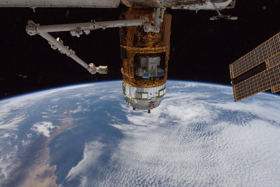 Nat Geo emite programa en vivo desde el espacio