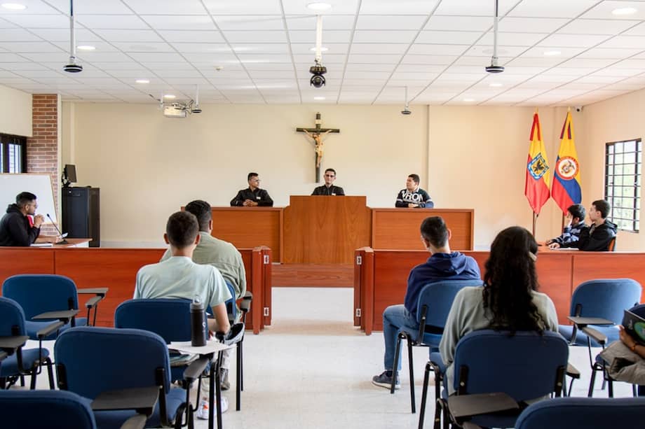 Lidere, innove y transforme: estudie una especialización en Unicervantes