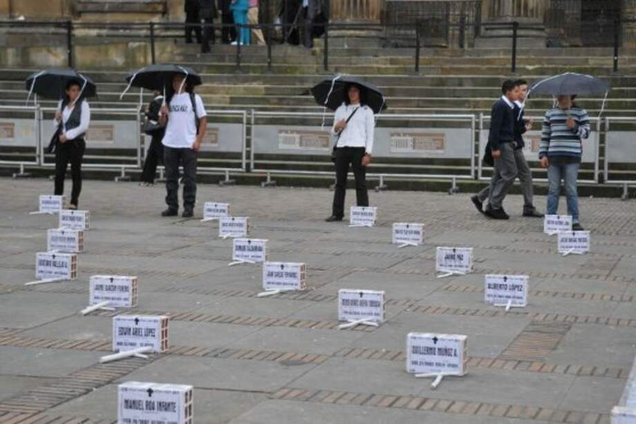 Farc deben contribuir con ubicación e identificación de desaparecidos: Mininterior