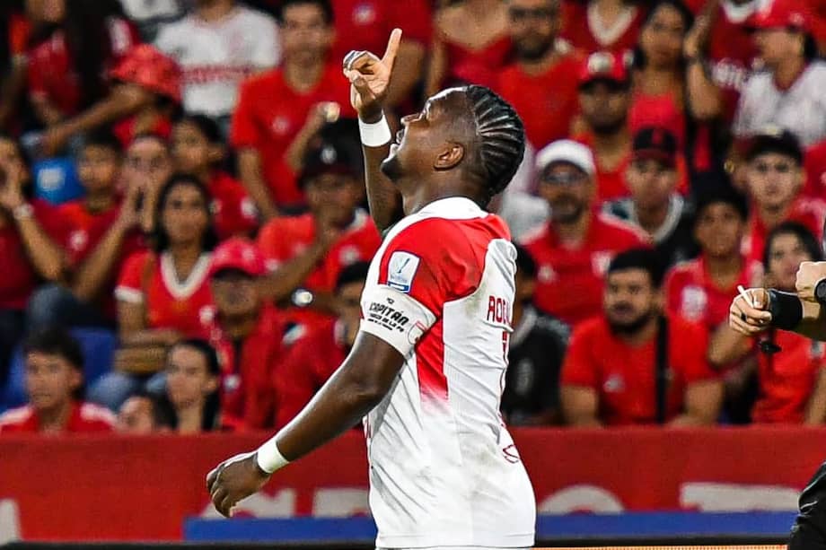Hugo Rodallega celebrando su gol contra América de Cali.