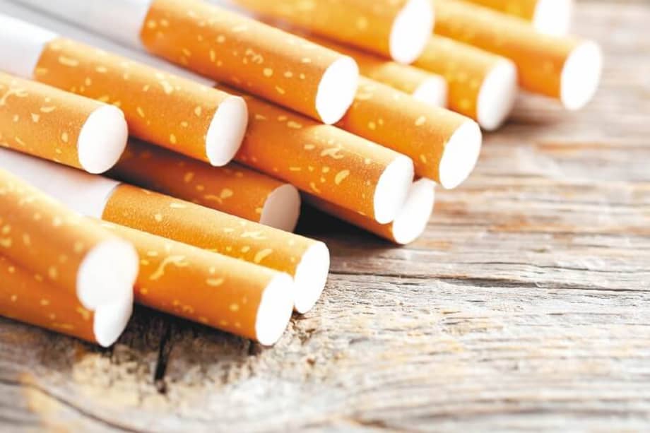 El número de fumadores cayó de 3,3 millones en 2016 a 2,8 millones en 2017, según Minsalud. / iStock