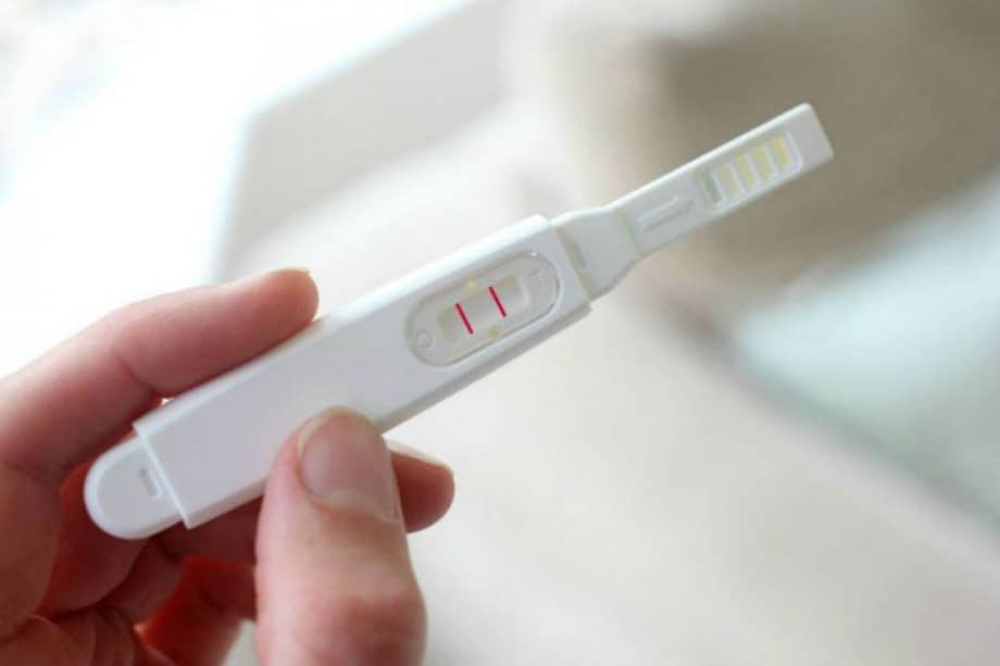 Exigir prueba de embarazo a mujeres para acceder a un trabajo sería considerado discriminación