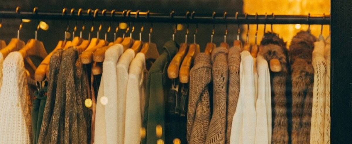 En la noche de Año Nuevo la energía de los colores en la ropa no pasa desapercibida. Esto pueden mover los colores que usemos.