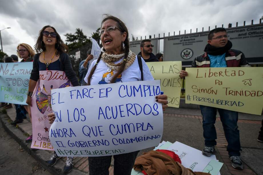 Tras la dejación de armas de las Farc, ahora le toca cumplir al Gobierno. / AFP