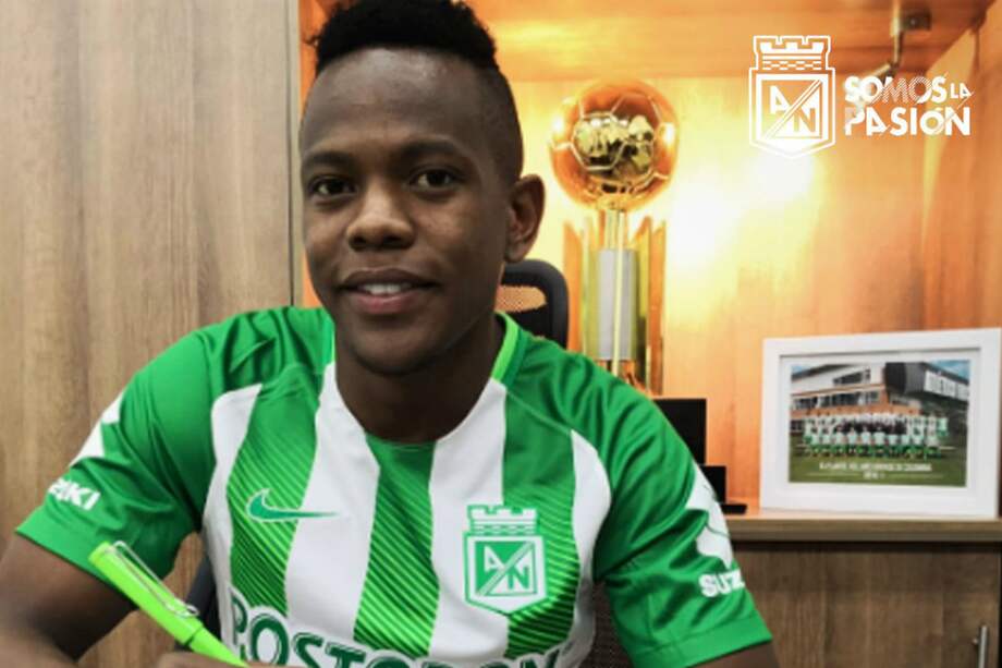 El jugador que surgió del Deportivo Cali viene de jugar en el Queretaro de México. / @nacionaloficial