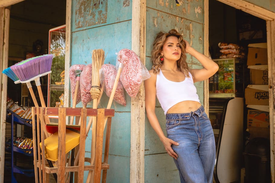 Adriana Lucía