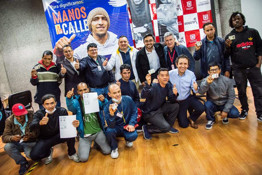 Algunos de los beneficiados recibieron su cédula por primera vez, otros un duplicado por pérdida o desaparición.