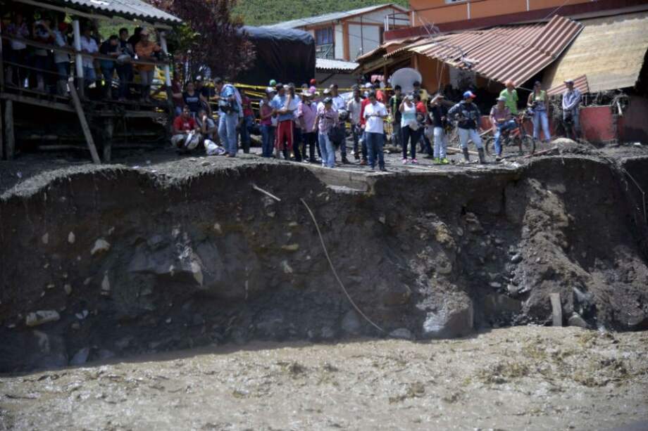 Las recientes lluvias afectan las labores de búsqueda y rescate / AFP