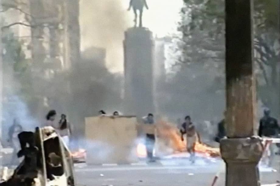 “2001: El año del corralito” será estrenado el 1 de diciembre en VOD / History Play.