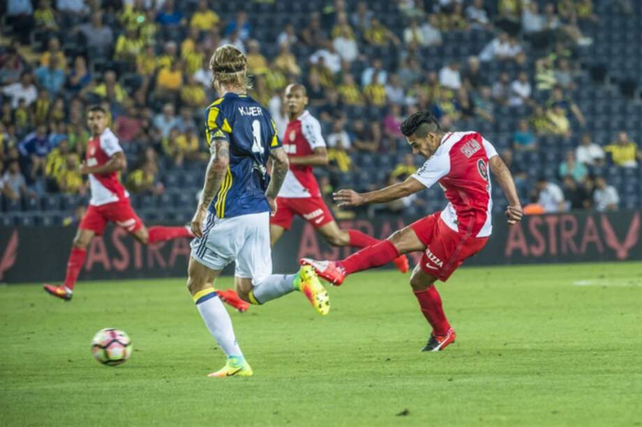 Falcao anotó su primer gol oficial con el Mónaco. Foto: Mónaco AS
