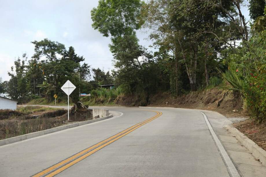 El gobierno busca optimizar las vías como la troncal norte de Nariño. / Invias