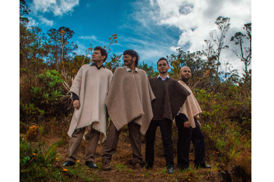 Los Rolling Ruanas está integrado por Juan Diego Moreno, Fer Cely, Luis Guillermo González y Jorge Mario Vinasco.