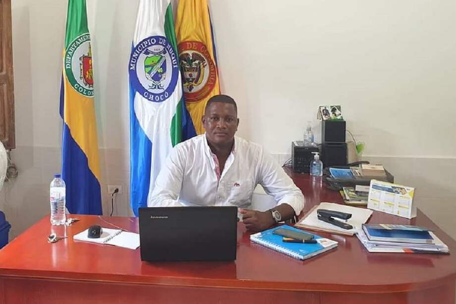 Alcalde de Nuquí, Yefer Arley Gamboa.