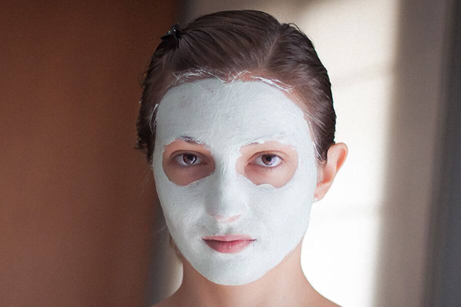 Cuatro mascarillas caseras para rejuvenecer la piel de tu rostro