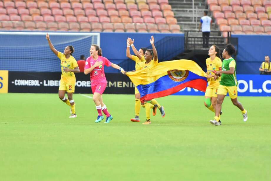 Las jugadoras del Huila celebran su pase a la final de la Libertadores. / Cortesía