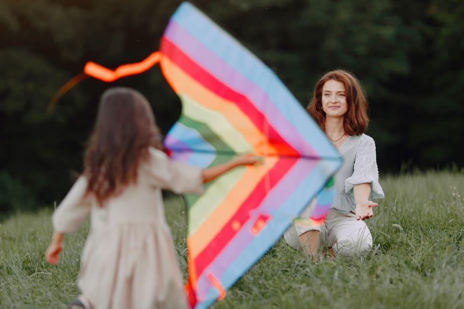 ¿Cómo hacer una cometa casera y creativa en pocos pasos?