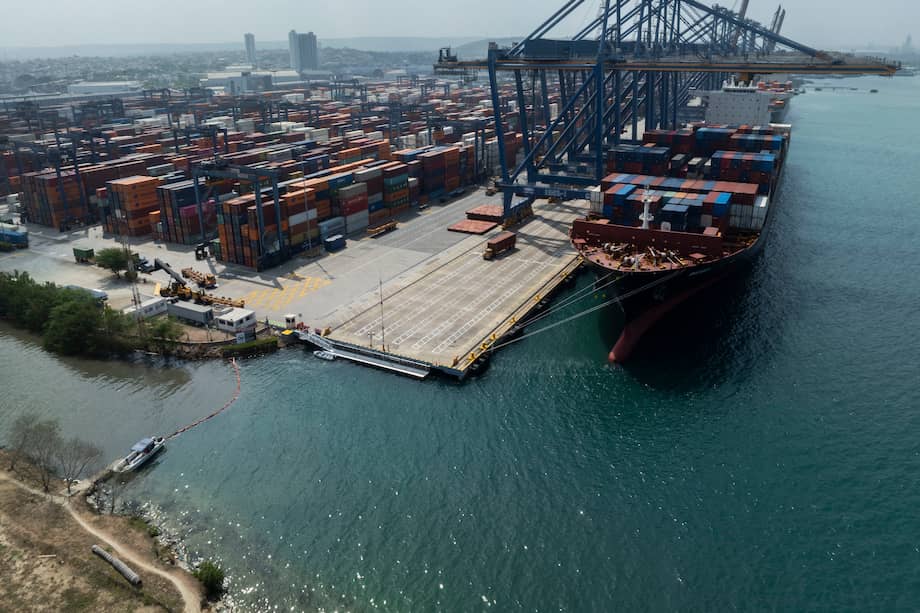 Autoridades y Contecar confirman ausencia de riesgo en el Canal de Santa Clara.