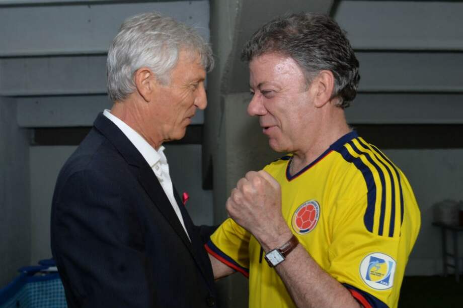 Santos pidió ganar a la Selección Colombia para "cerrar con broche de oro"