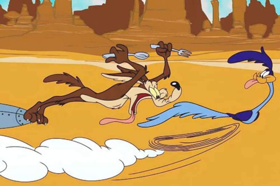 Durante décadas, la interminable persecución del coyote hacia el correcaminos en los ‘Looney Tunes’ se ha convertido en una de las historias más icónicas y recordadas de la animación.