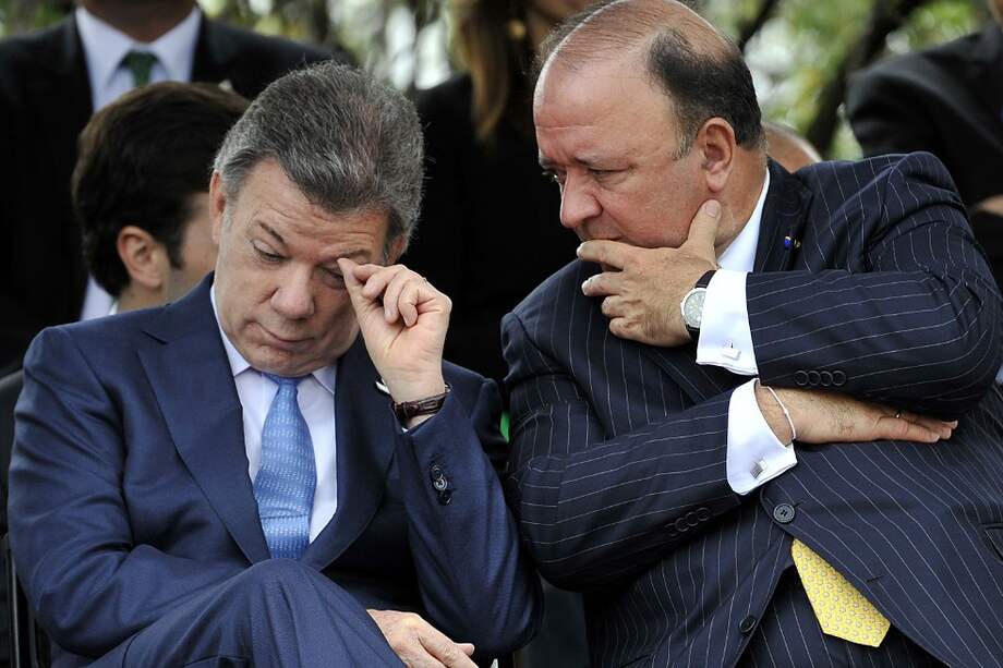 El presidente designó al ministro de Defensa, Luis Carlos Villegas, para dialogar con algunos promotores del No. / AFP