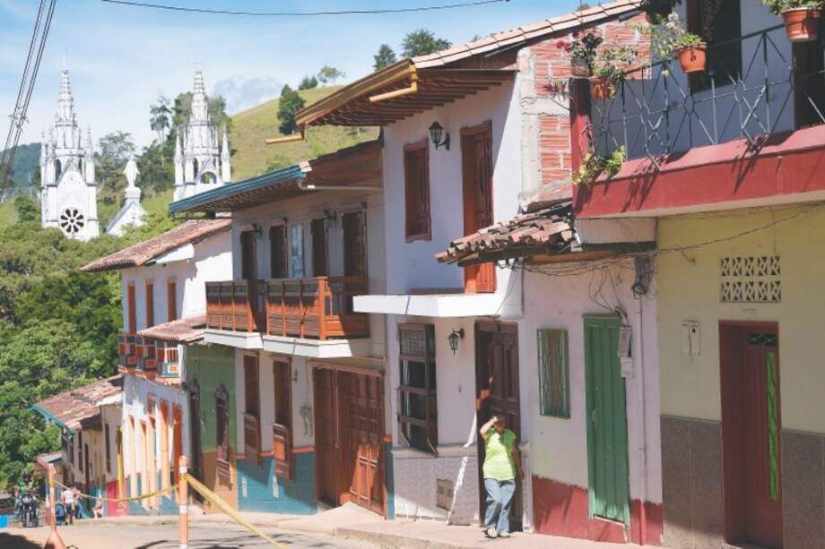 Se espera que a final de año Anglo Gold Ashanti solicite licencia ambiental para desarrollar su proyecto Quebradona, que pretende mover anualmente más de 6,2 millones de toneladas de oro, cobre y plata. / Mauricio Alvarado - El Espectador