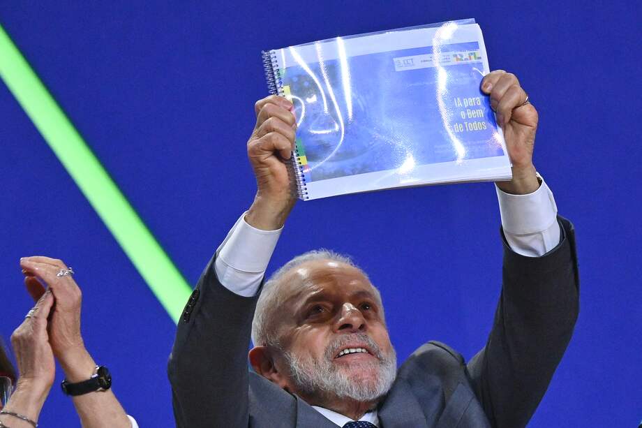 Lula se comprometió a desarrollar una inteligencia artificial "puramente brasileña".