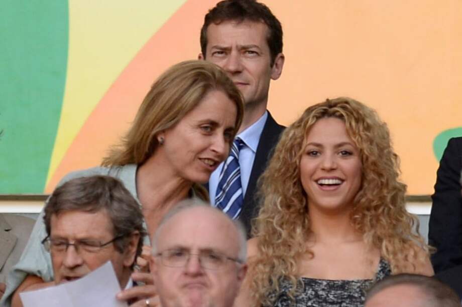 Shakira siempre ha tenido buena relación con la madre de Gerard Piqué, la doctora Montserrat Bernabéu.