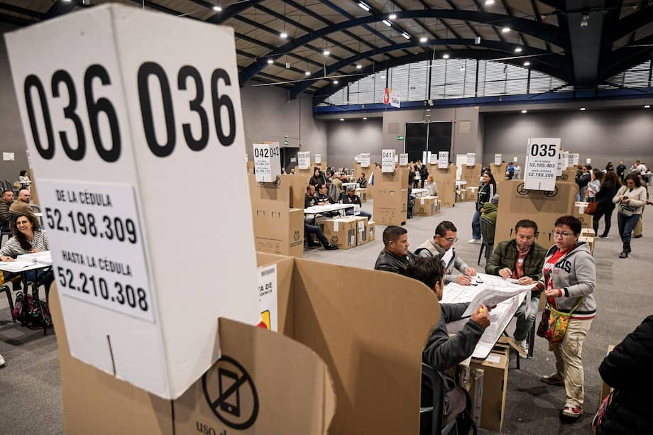 Jornada electoral el 8 de marzo en el recinto de Corferias en Bogotá.