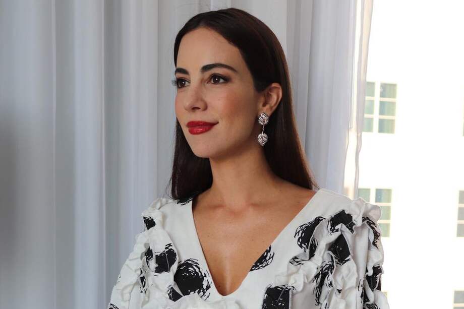 Mariana Atencio, periodista venezolana-estadounidense, con amplia trayectoria en NBC News, es la invitada de Aprender de los Líderes, el podcast de Ricardo De La Blanca