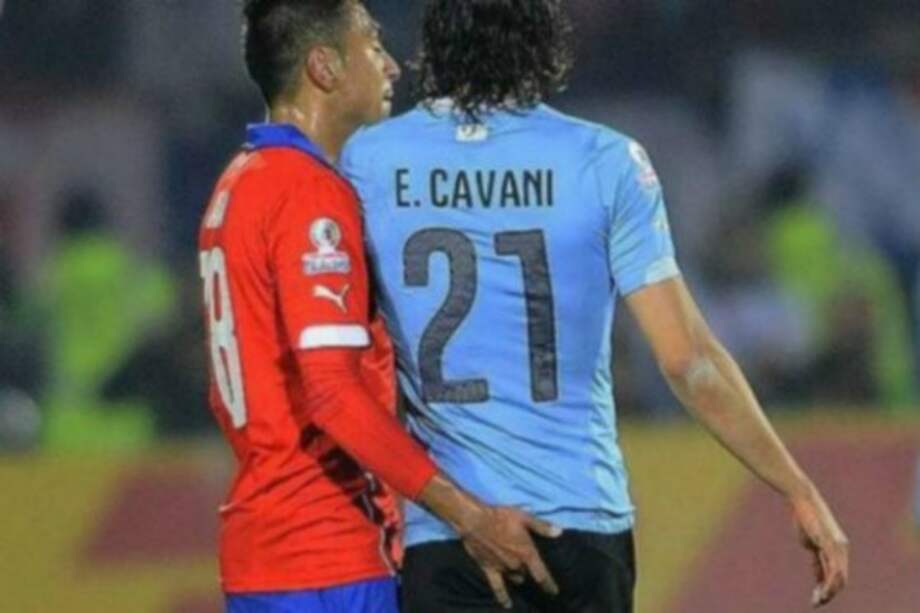Cavani Vs. Jara, el rencuentro de dos 'viejos' rivales