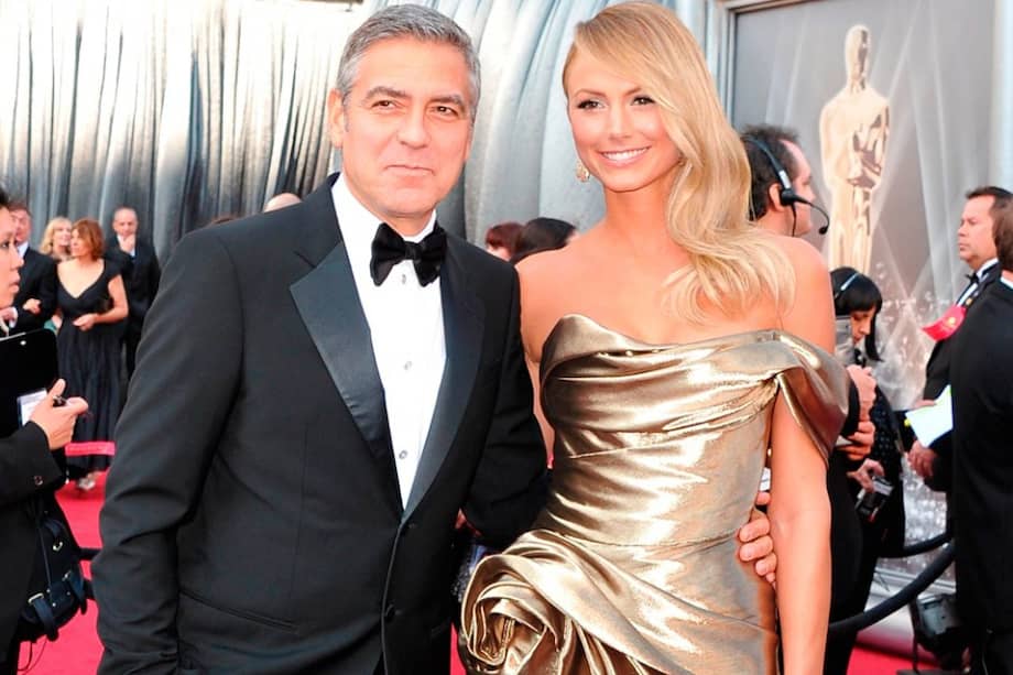 George Clooney y Stacy Keibler.