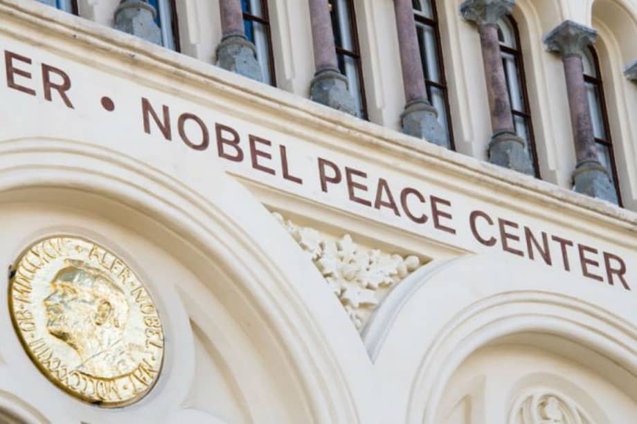 ¡Histórico! El Comité Noruego del Nobel saluda a las víctimas del conflicto en Colombia y a Timochenko, el máximo jefe de las Farc