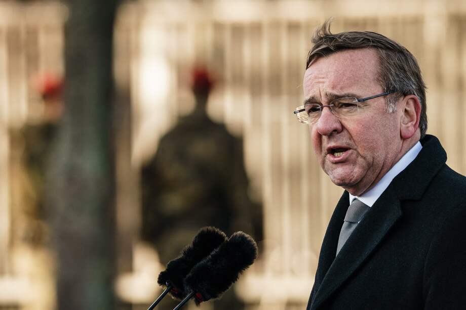 El nuevo ministro de Defensa alemán, Boris Pistorius, juramentó ante la Cámara Baja.