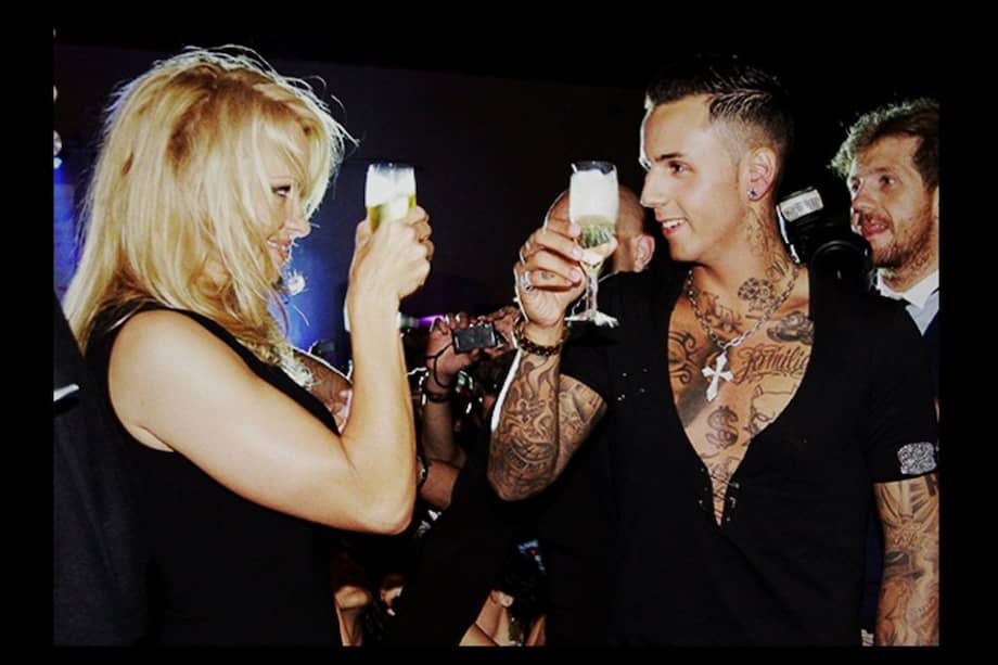 Lorenzo Carvalho y Pamela Anderson.