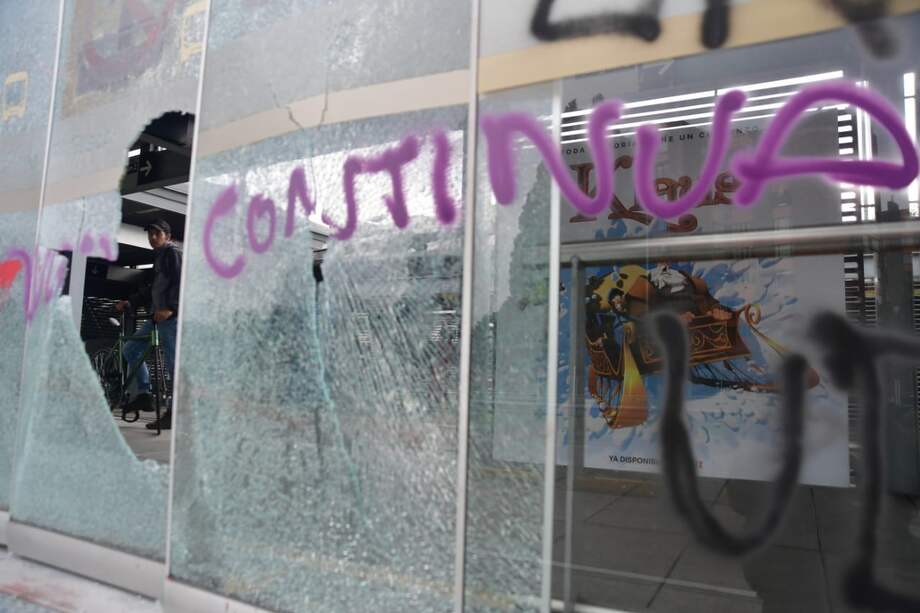 Se presentaron afectaciones en al menos 14 estaciones de Transmilenio. / Óscar Pérez - El Espectador