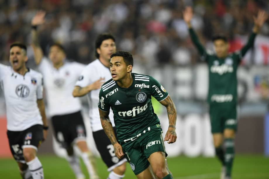 Dudu marcó el segundo tanto del Palmeiras frente al Colo Colo. / AFP