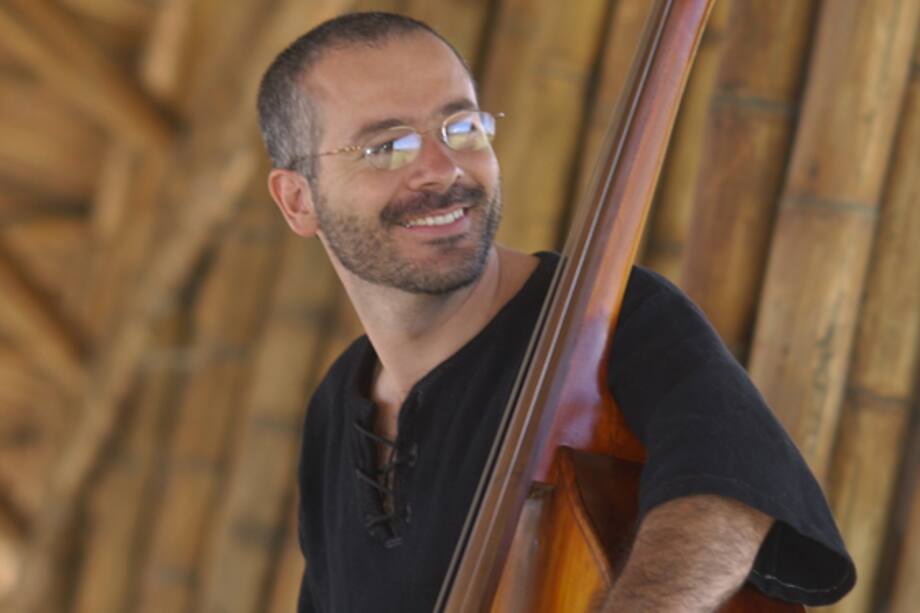 Leonardo Gómez ganador del premio Fanny Mikey 2010