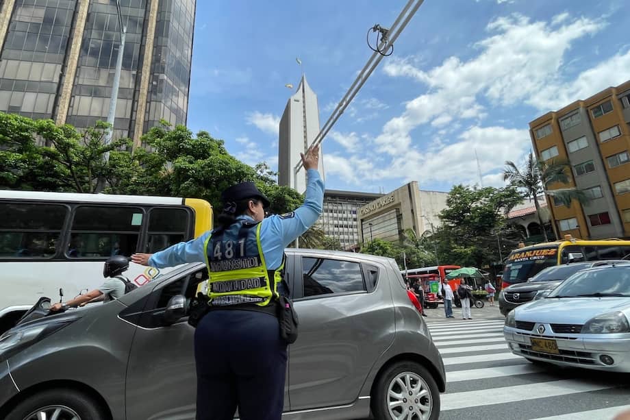 Imagen de referencia. Las autoridades recomendaron priorizar el transporte público y anunciaron el despliegue de operativos de control y orientación ante el aumento del tráfico.