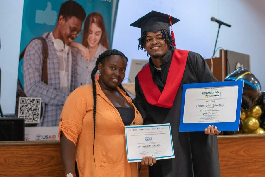 Con este nuevo logro ya son más de 800 jóvenes que han logrado escoger el camino de la academia y la educación para construir sus proyectos de vida.