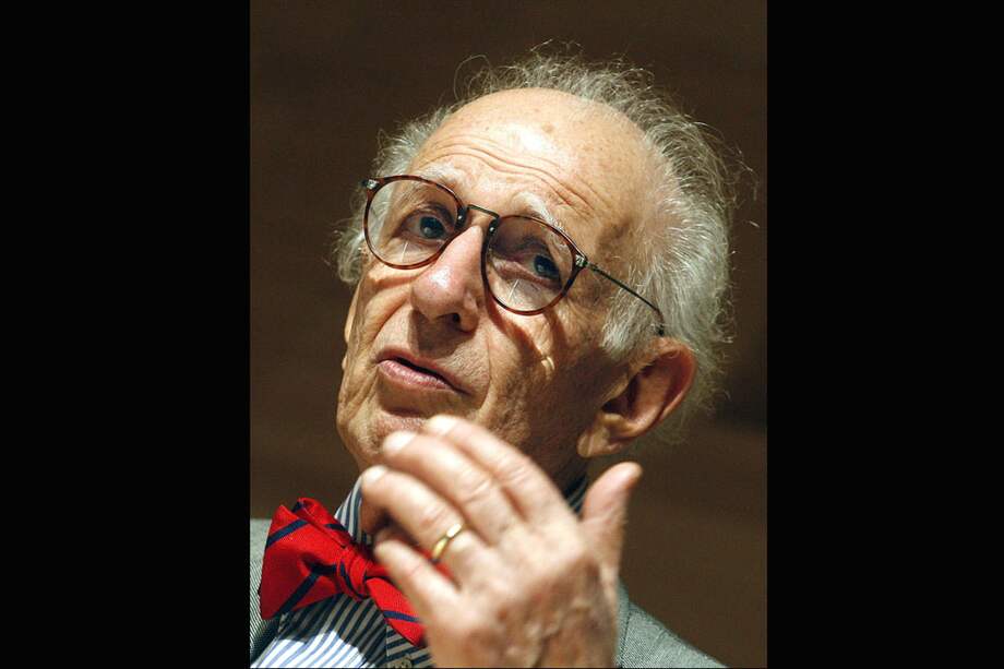 Eric Kandel con uno de sus típicos corbatines. Cuando recibió el Nobel escribió un libro titulado ‘En busca de la memoria’. / EFE