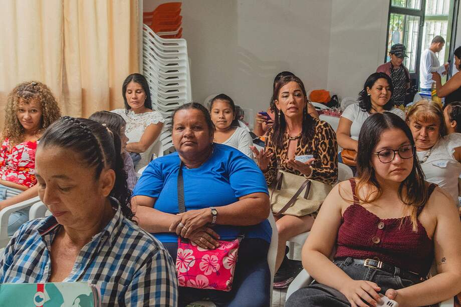 Al corte del 31 de agosto 39.975 mujeres con unidades productivas pequeñas, medianas dentro de los 32 departamentos del país.