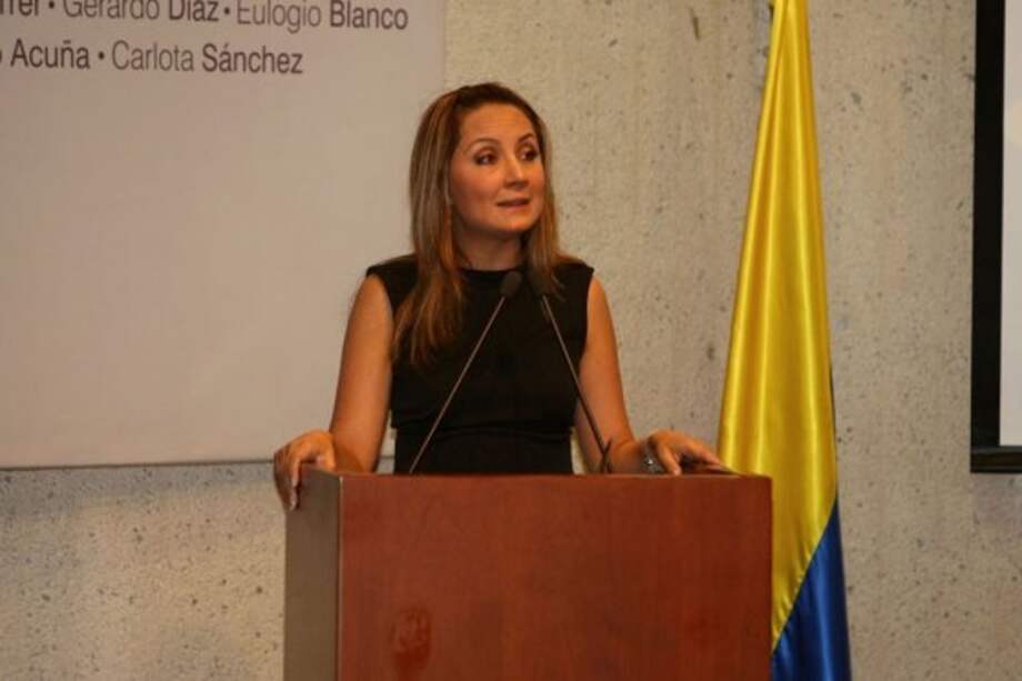 La firma de Natalia Springer ha firmado contratos con la Fiscalía por $4.000 millones.