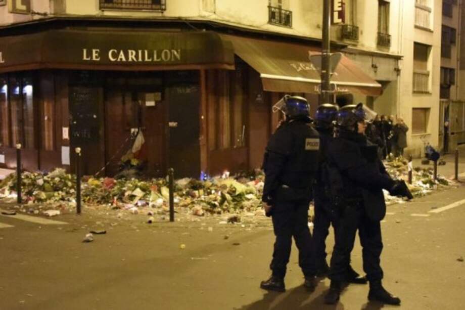 A 130 se eleva el número de muertos en los atentados de París