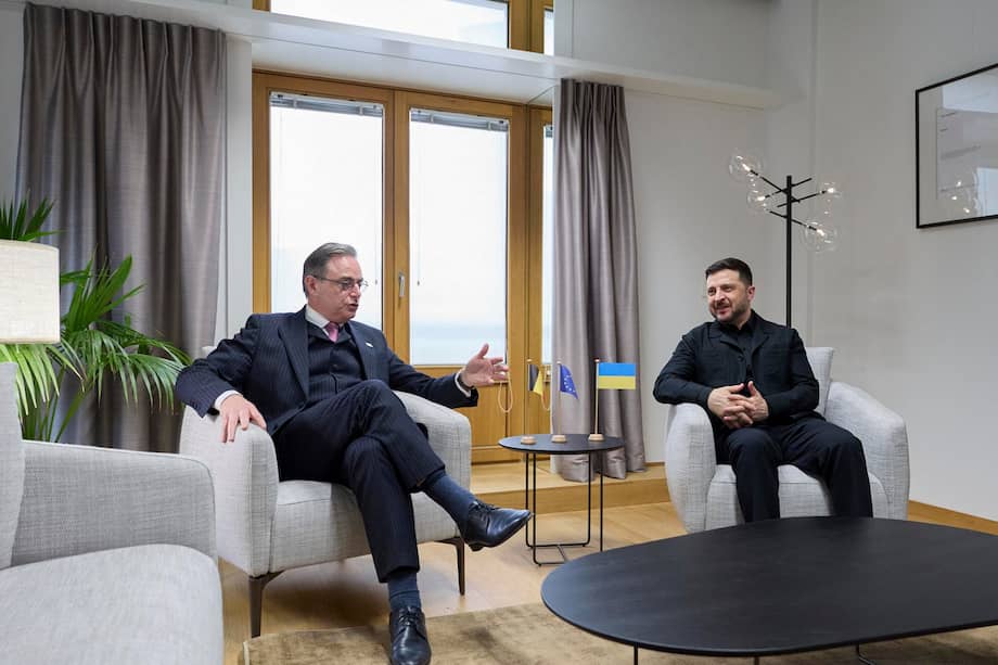 El presidente ucraniano, Volodímir Zelenski, se reunió con el primer ministro belga, Bart De Wever, en medio de discusiones sobre cómo financiar a Kiev.