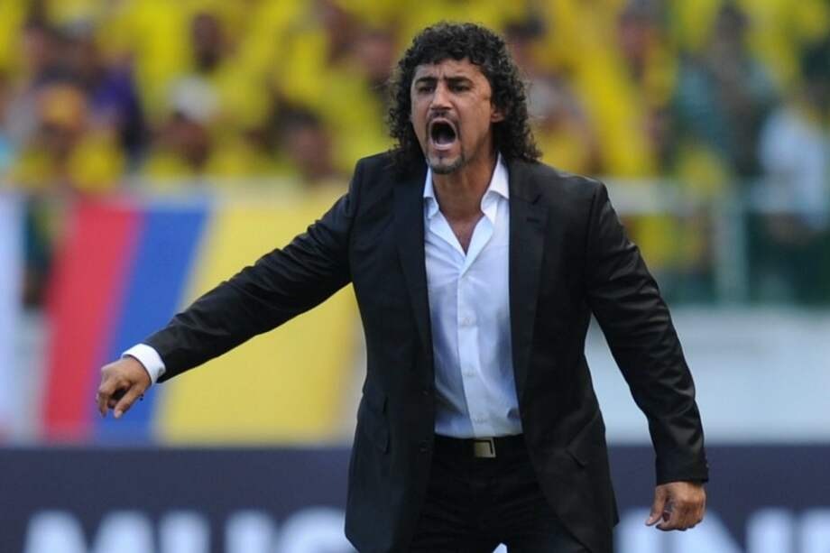 Leonel Álvarez volvió a arremeter contra árbitros del fútbol colombiano